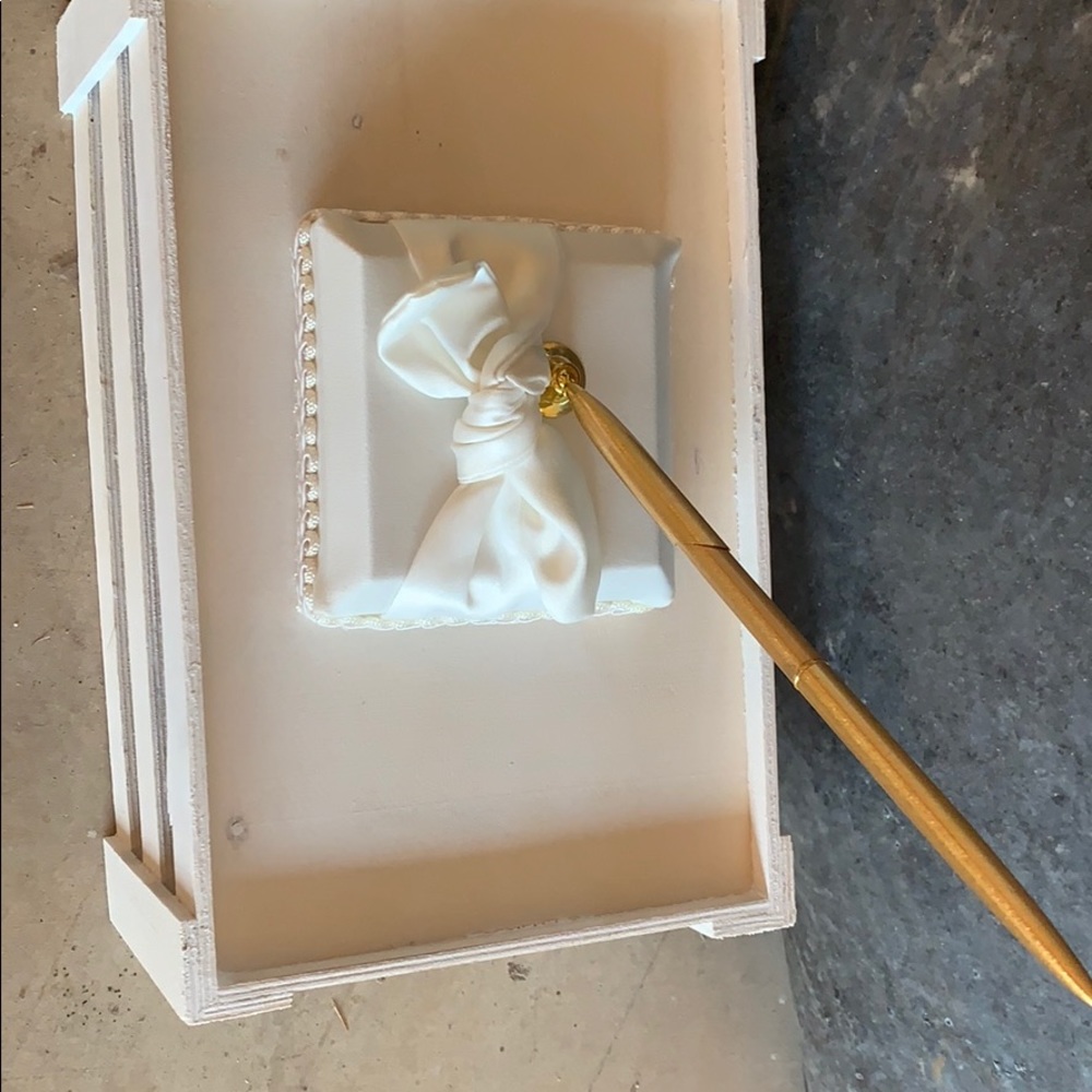 Guest book pen